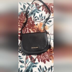 Michael Kors Shoulder Bag With Gold Accents